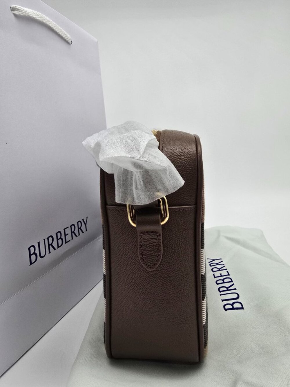 Authentic NWT Burberry Vintage Check Camera Crossbody Bag - Picture 7 of 12